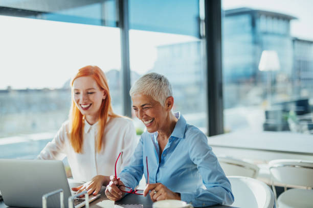 istock Happiness inspires productivity 1066987900