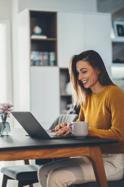 work at home - people joy relaxation concentration imagens e fotografias de stock