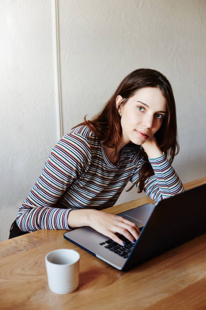 istock I prefer working in my own space 1066999426