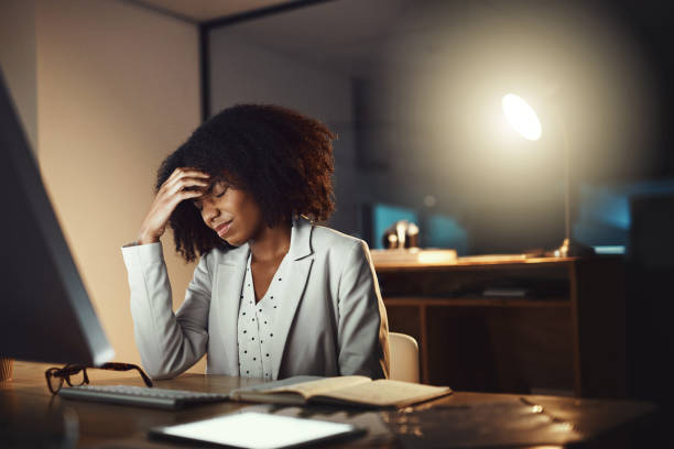 istock I don't think I can work through this pain any longer 1067014358
