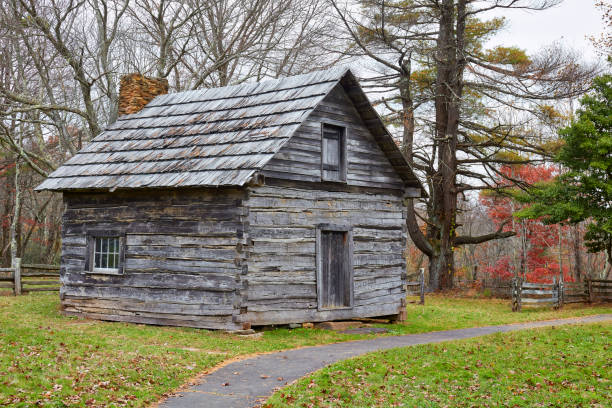 istock Puckett Cabin, Blue Ridge Parkway, Virginia 1067079694