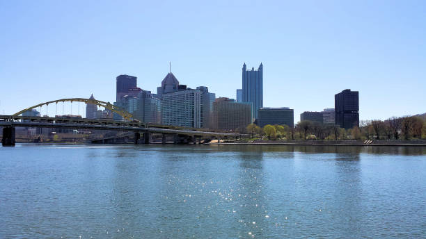 istock Pittsburgh Pennsylvania series 1067088126