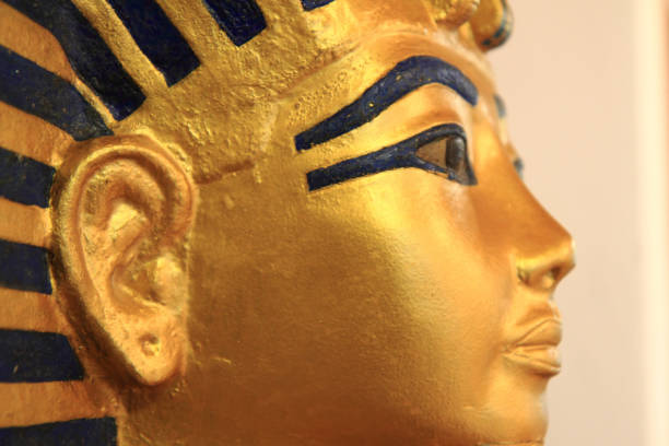 gros souvenirs égyptiens - cléopâtre photos et images de collection
