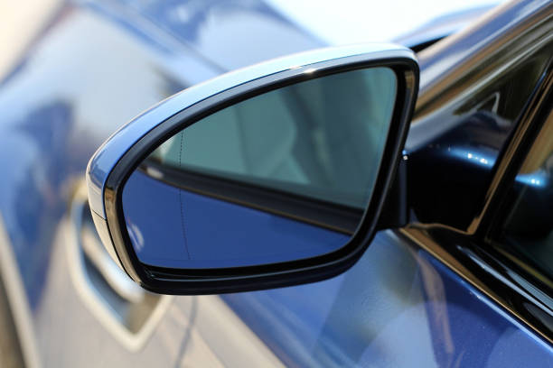 istock Side mirror with turn signal of a car 1067165868