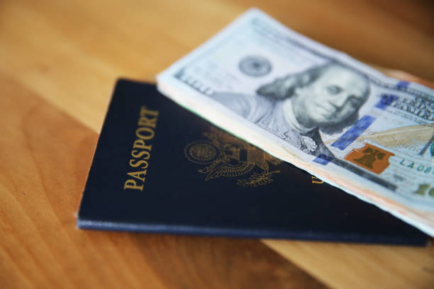 istock Cash Passport 1067167434