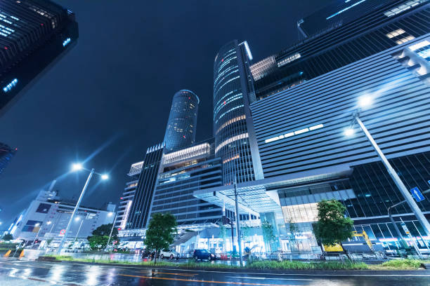 centrum nagoi, japonia w nocy - lee street station zdjęcia i obrazy z banku zdjęć