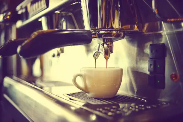 Espresso machine, coffee making