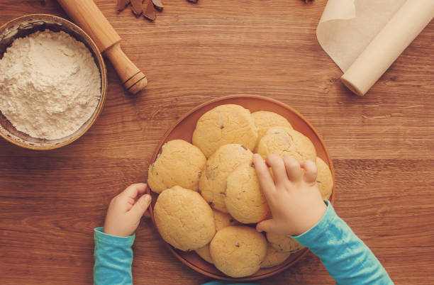 istock Cookies, cakes, cook their own hands. Selective focus. 1067340808
