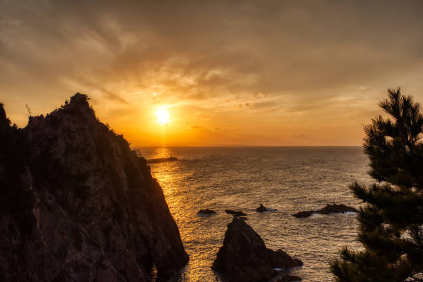 istock San'in Kaigan Geopark 1067418210