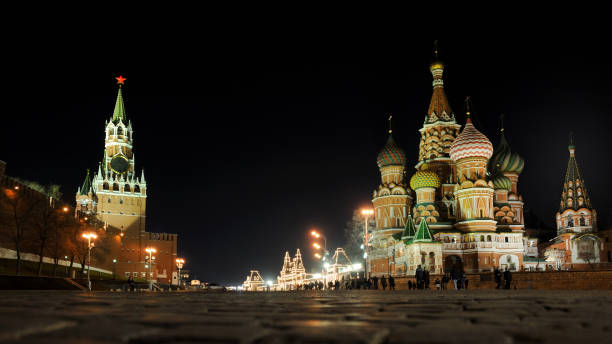 istock At Basil's Slope at Night - Moscow by Night 1067430468
