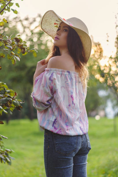 istock Woman wearing a hat 1067557598