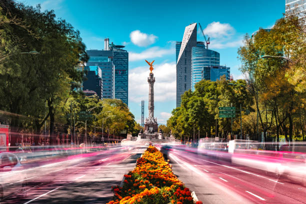 Matching Day and Night Mexico City Skyline Mexico City Paseo de la Reforma Skyline mexico city stock pictures, royalty-free photos & images