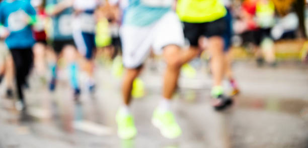 maratón - marathon blurred motion defocused panoramic fotografías e imágenes de stock