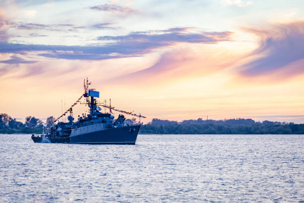 istock warship on holiday at sunset 1067787926