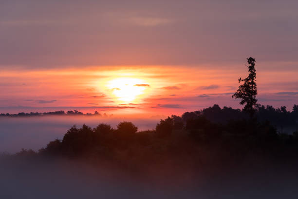 istock Sunrise over Appalachian Mountains 1067908436