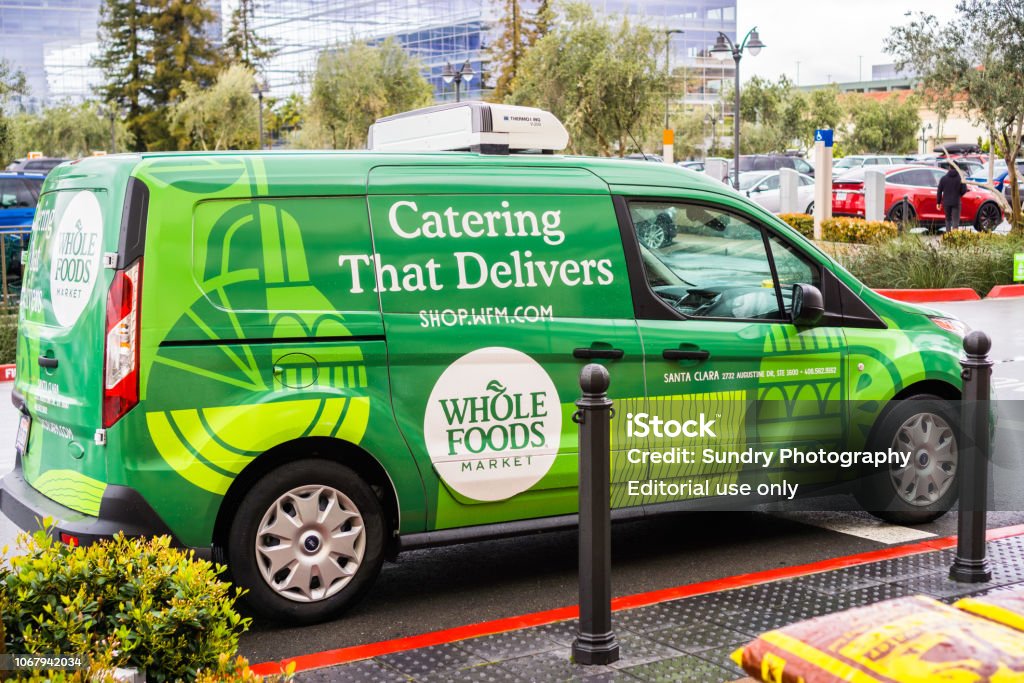 Whole Foods Market Delivery Van Stock Photo - Download Image Now - Whole  Foods Market, Delivering, Truck - iStock