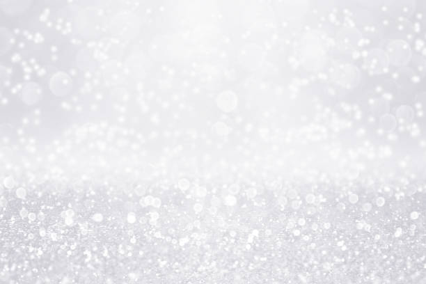 silber weiße glitzer hintergrund für schnee oder jubiläum diamanten funkeln und glam sparkley - sparkel stock-fotos und bilder
