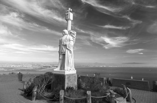 cabrillo national monument point loma san diego bay california usa - point cabrillo sea pacific ocean sky foto e immagini stock