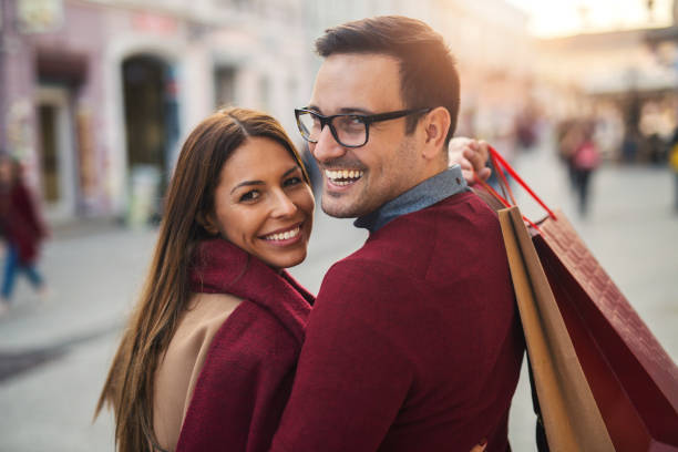 istock Couple at shopping 1068054116