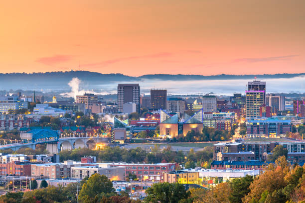 istock Memphis, Tennessee, USA Skyline 1068058098
