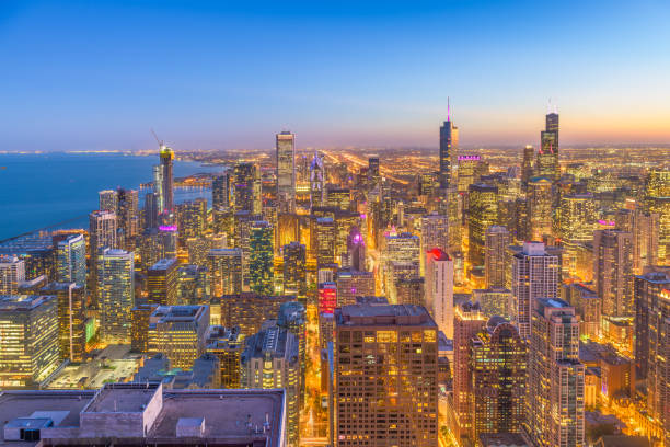 istock Chicago, Illinois, USA Skyline 1068058250