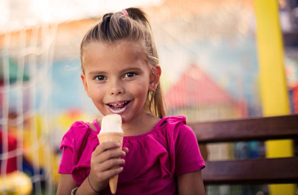 istock The right way to refresh on the summer days. 1068266290