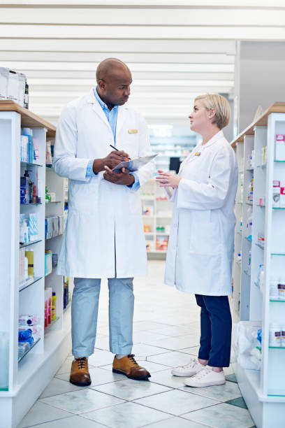 istock Checking up on stock around their store 1068322682