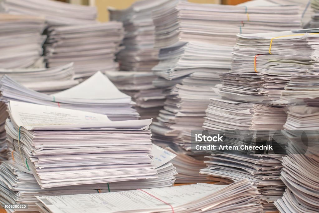 Pile Of Paper Documents In The Office Stock Photo - Download Image Now -  Paper, Stack, Document - iStock