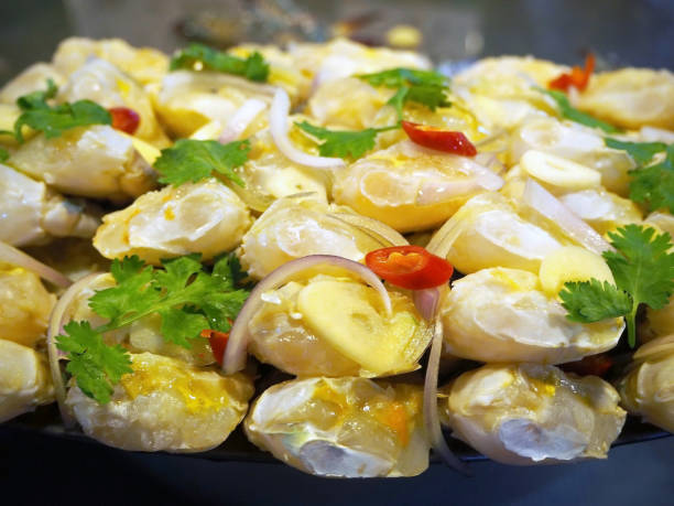 istock Fresh Crabs at the Street Market 1068669826