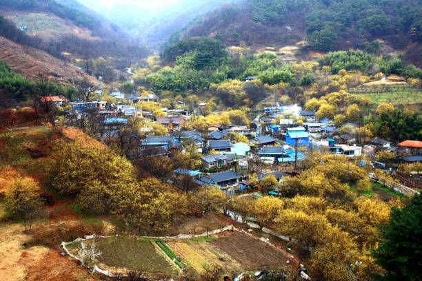 istock Gurye Sansuyu Village VD714 1068706160