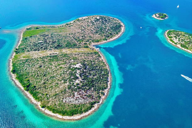 istock Mediterranean islands and coastline 1068734644