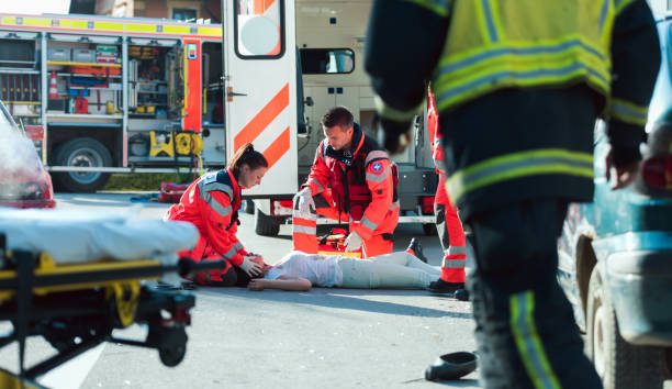 istock Paramedic Doctor Examining 1068749754