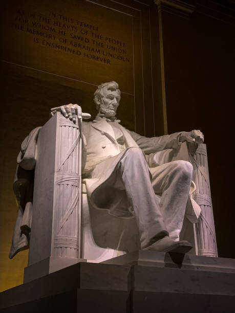 istock Abraham Lincoln monument statue illuminated at night 1068902086