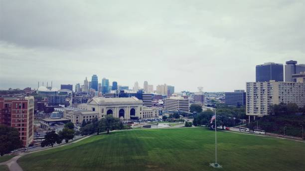 istock Green Plain of Kansas City (photo4) 1068981074