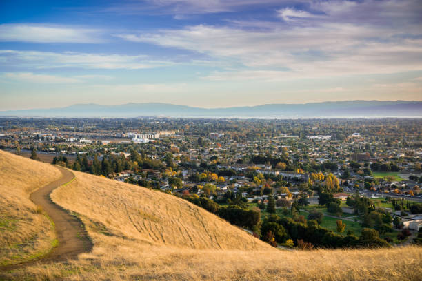istock Evening view towards Fremont, San Francisco bay, California 1068995548