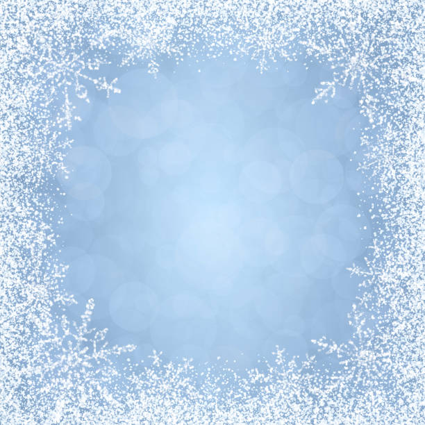 illustrazioni stock, clip art, cartoni animati e icone di tendenza di natale - cornice invernale con neve e fiocchi di neve su sfondo blu morbido. - window frost frozen ice