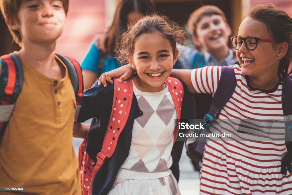 Retrato de niños felices - Foto de stock de Niño libre de derechos