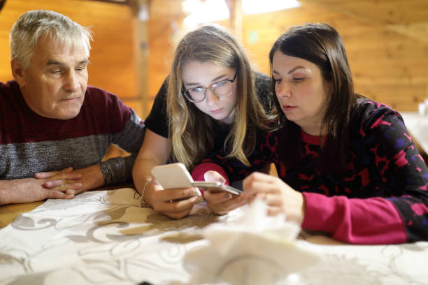 istock Women with smartphones 1069232342