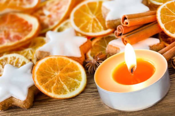 istock Wintertime scent with oranges and cinnamon and cookies 1069240958
