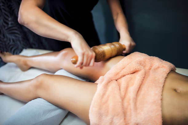 istock Relaxing and anti cellulite massage 1069355054