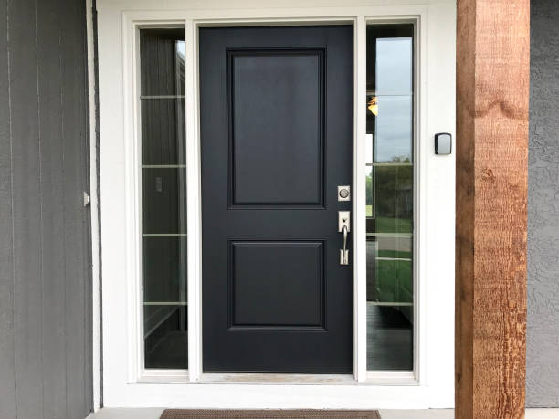 istock Farmhouse Front Door 1069423546