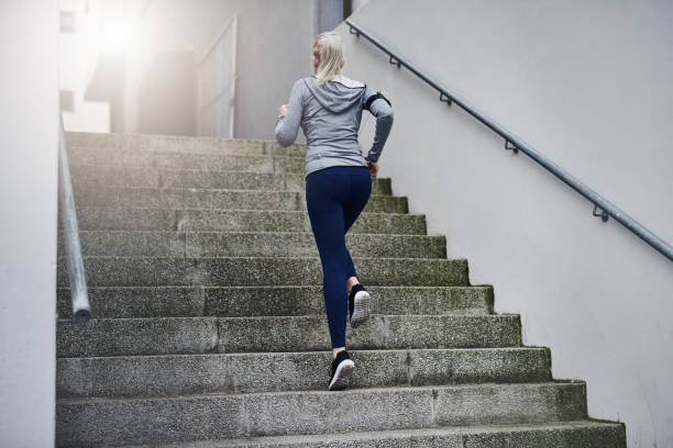 istock The urban landscape is her workout space 1069476822