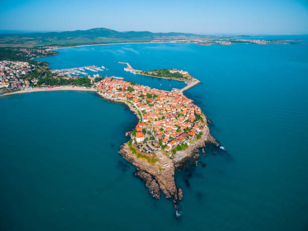 istock Viewpoint of drone in residential area 1069538650
