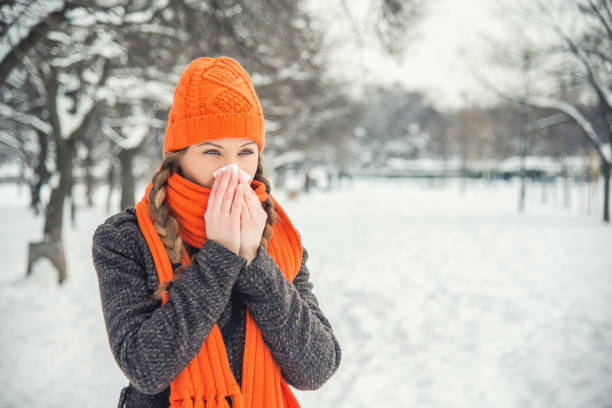 감기 - allergy sneezing cold and flu flu virus 뉴스 사진 이미지