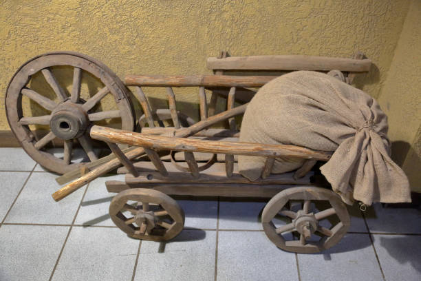 istock Old wooden cart 1069550622