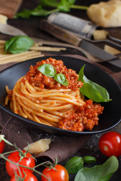 istock Spaghetti pasta with bolognese sauce 1069554798