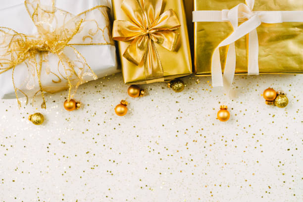 istock Topv view of golden Christmas gift boxes 1069636088