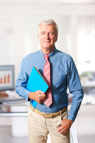 istock Old businessman portrait 1069707654