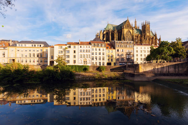 istock Cathedral of Saint Stephen in Metz 1069760342