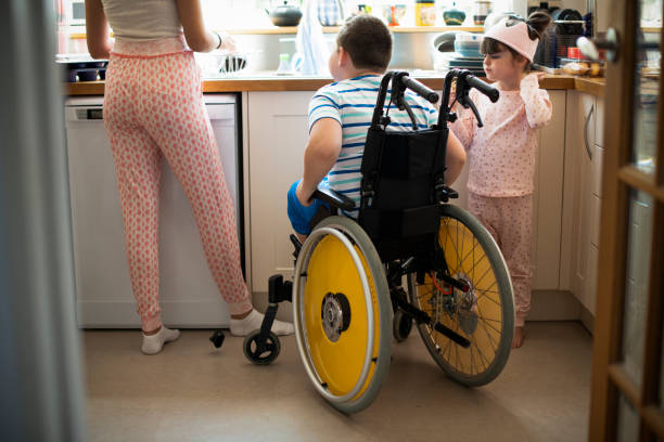 istock Family cleaning in the kitchen 1069931542